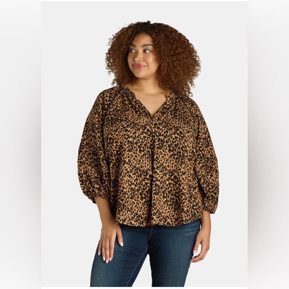 NWT Terra & Sky Animal Print Crochet Balloon Sleeve V Neck Top 1X